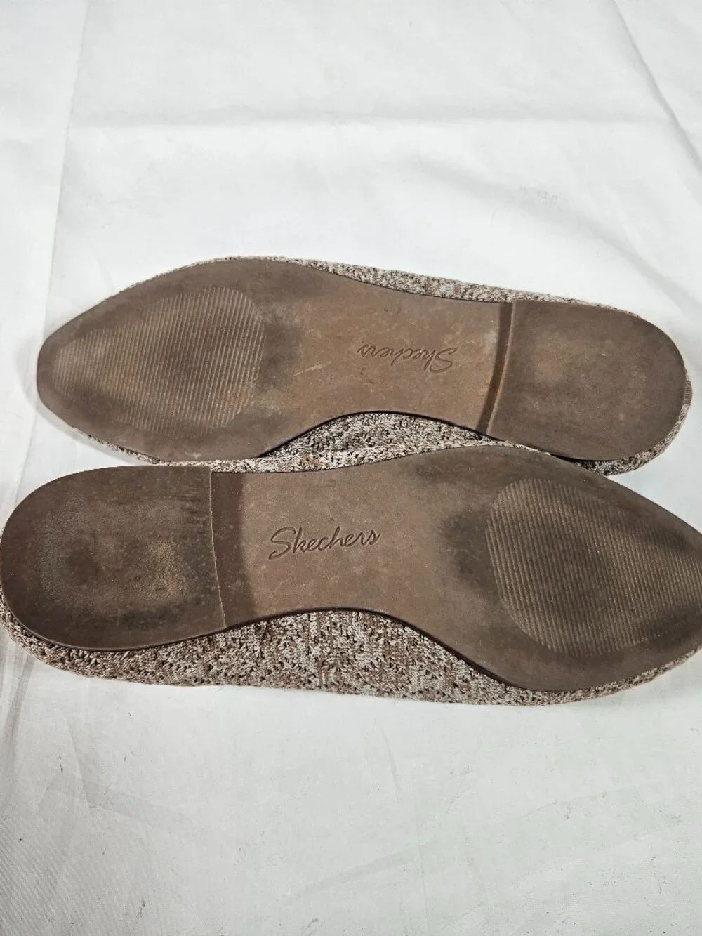 Skechers Cleo Loafers Women's Size 9.5 Tan Slip-On Shoes Air Cooled Memory Foam